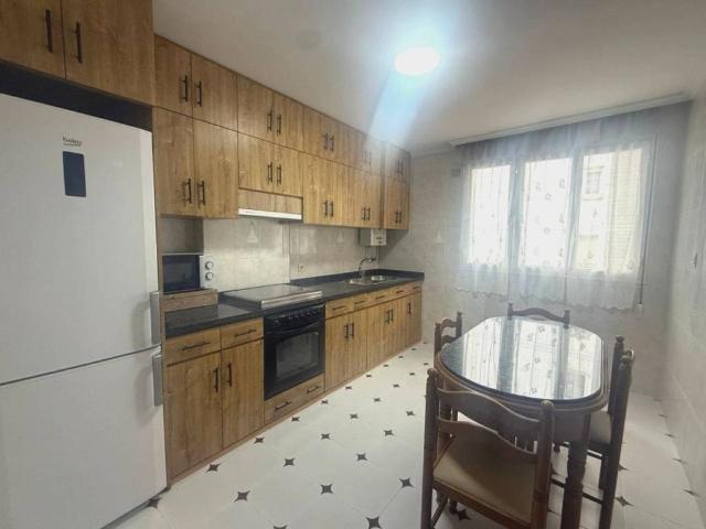 Piso en Venta en Castrillón