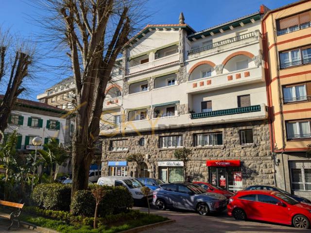 Piso en venta en Castro Urdiales, Centro. Venta piso para reformar en Castro Urdiales. Pisos Castro.
