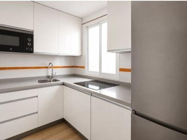 PISO EN VENTA EN CAPUCHINOS – CENTRO. MALAGA