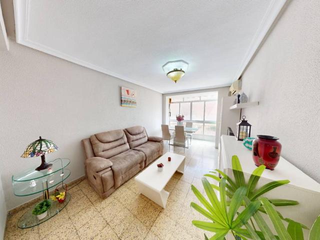 Piso en Venta en Carolinas Altas
