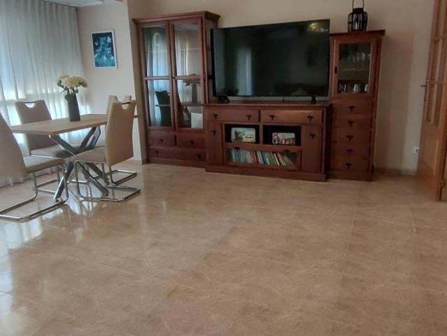 Piso en Venta en Carolinas Bajas