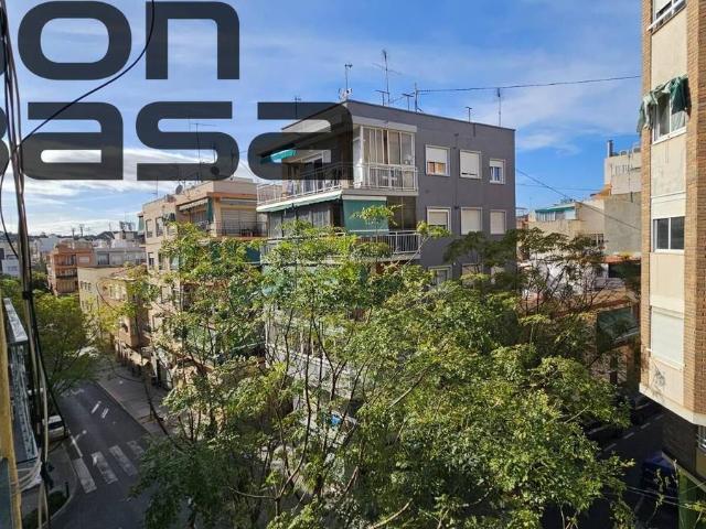 Piso en Venta en Carolinas Bajas