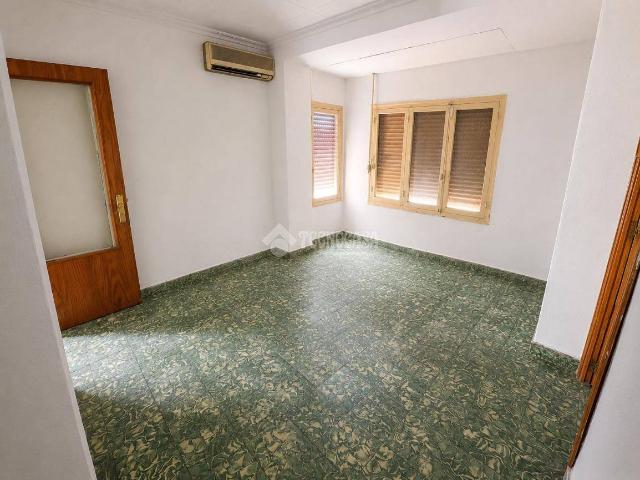 Piso en Venta en Carolinas Bajas