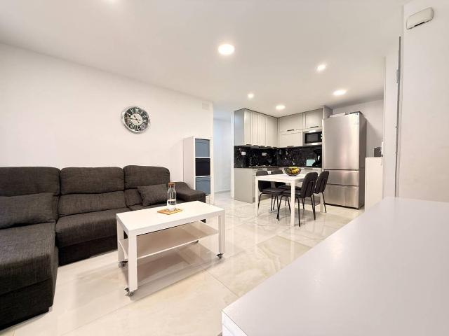 Piso en Venta en Carolinas Bajas