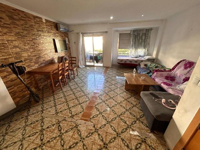 Piso en Venta en Carolinas Bajas