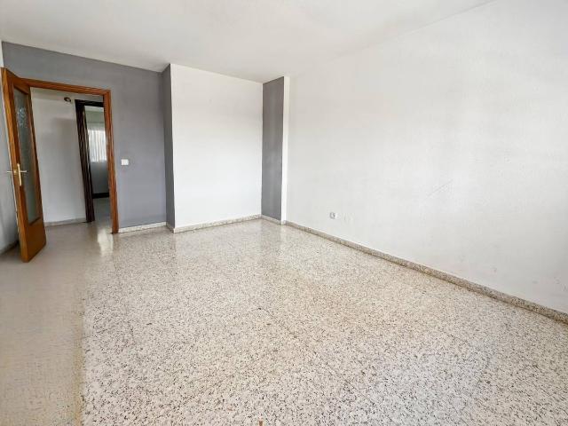 Piso en Venta en Carolinas Bajas