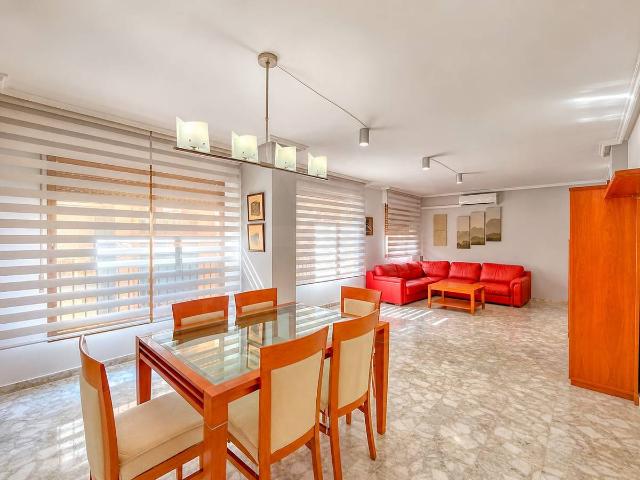 Piso en Venta en Carolinas Bajas