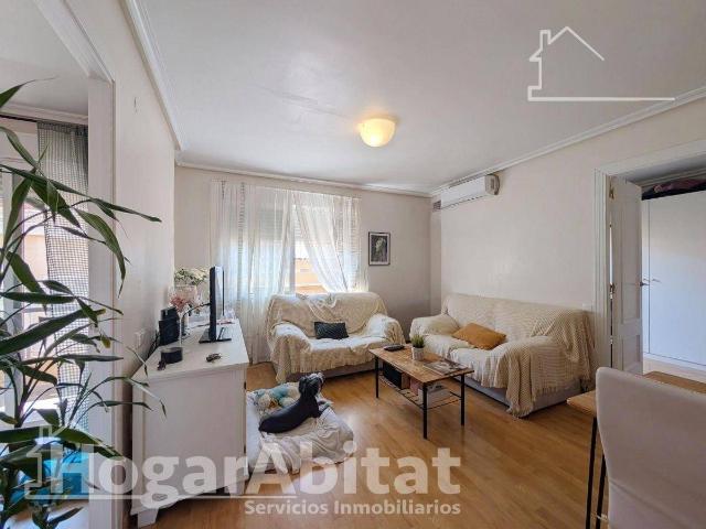 Piso en Venta en Carolinas Bajas