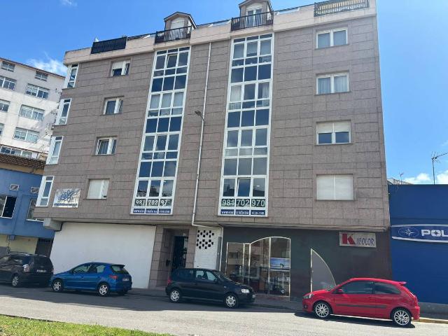 Piso en Venta en Carballo