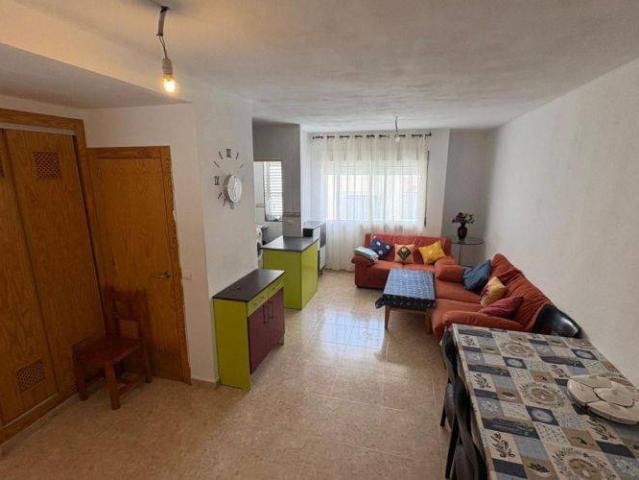 Piso en Venta en Carboneras