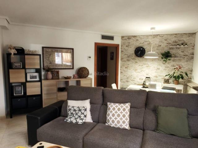 Piso en venta en Cardedeu. Venta de piso de 3 habitaciones en Cardedeu. Pisos.