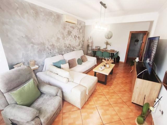 Piso en venta en Carranque 29007