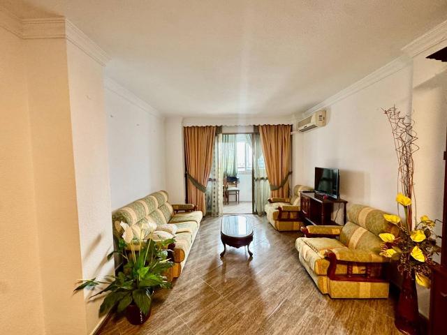 Piso en Venta en Carranque Haza Cuevas