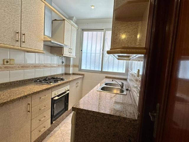Piso en Venta en Carranque Haza Cuevas
