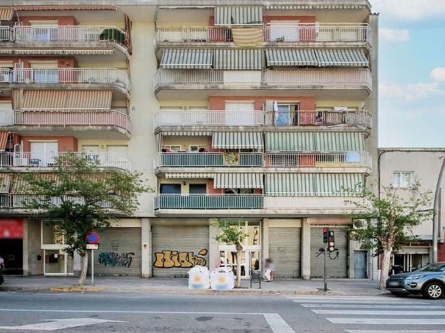 Piso en venta en carretera De Castellar, Terrassa, de 67 m² 3 habitaciones por 149.000