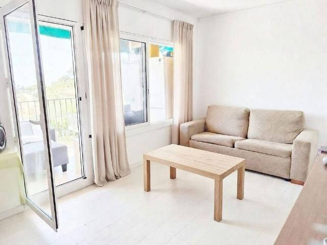 Piso en venta en carretera De Cornellà a Fogars de Tordera, Sant Vicenç de Montalt, de 60 m² 2 habitaciones por 240.000