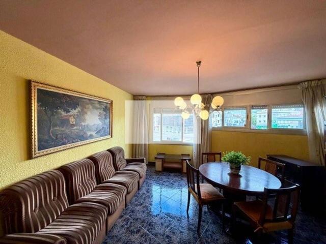 Piso en venta en carretera De Rellinars, Terrassa, de 95 m² 3 habitaciones por 250.000