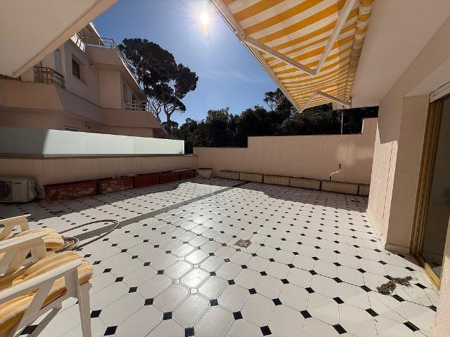 Piso en venta en carretera De Sant Pol, Sant Feliu de Guíxols, de 125 m² 3 habitaciones por 410.000