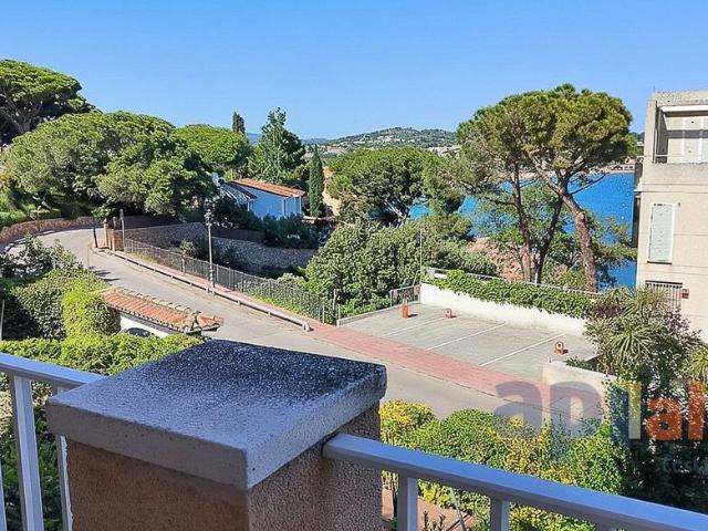 Piso en venta en carretera De Sant Pol, Sant Feliu de Guíxols, de 68 m² 3 habitaciones por 480.000