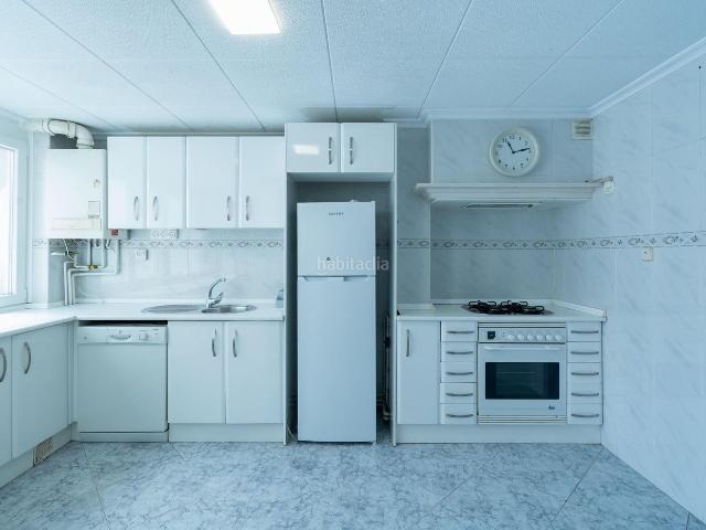 Piso en venta en Cartagena, Ensanche. Moderno Piso Reformado junto Paseo Alfonso XIII, Cartagena. Pisos.