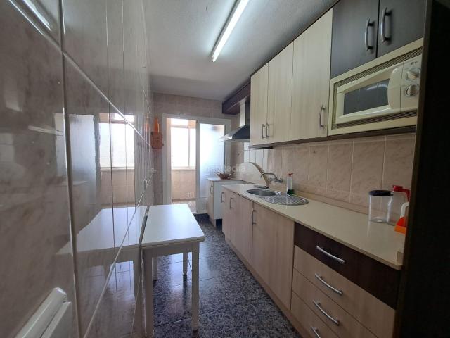 Piso en venta en Cartagena, Ensanche. Piso en 3 planta SIN ASCENSOR junto a Mandarache. Pisos.