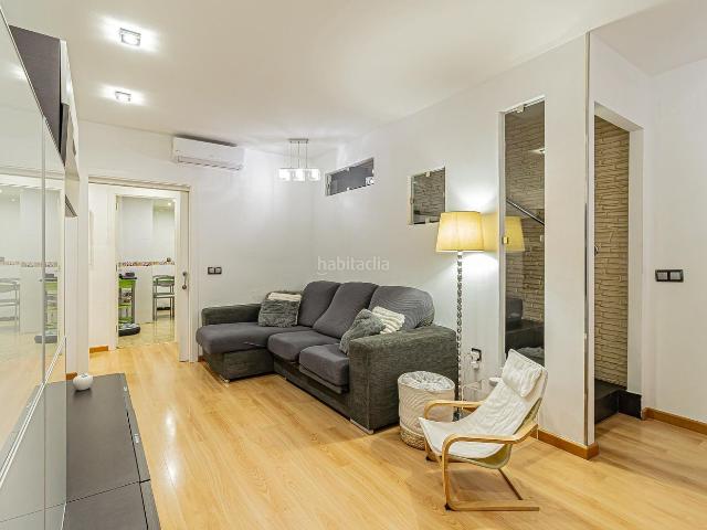 Piso en venta en Cartagena, Los Dolores. Piso con buhadilla, terraza y cochera cerrada. Pisos.