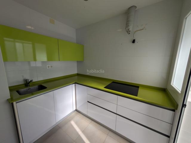 Piso en venta en Cartagena, Nueva Cartagena. SE VENDE PISO EN URB. MEDITERRANEO REFORMADO Y LISTO PARA ENTRAR A VIVIR. Pisos.