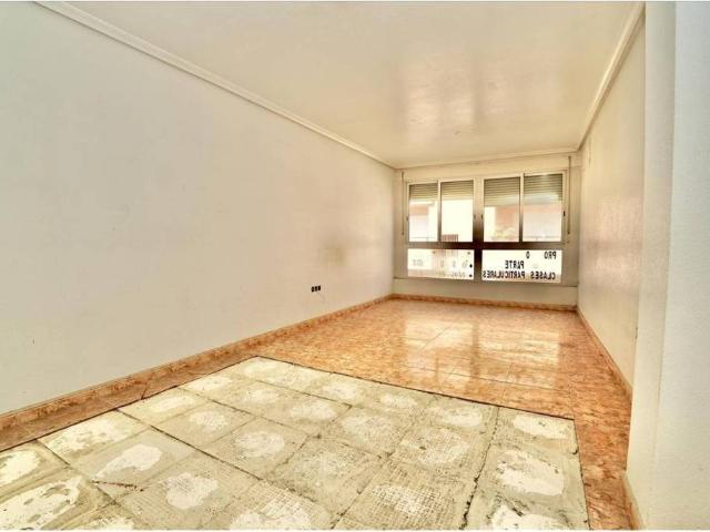 Piso en Venta en Catral