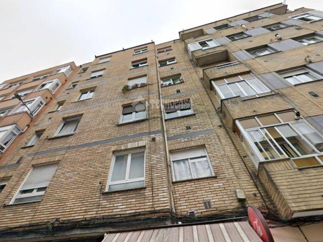 Piso en Venta en Ceares