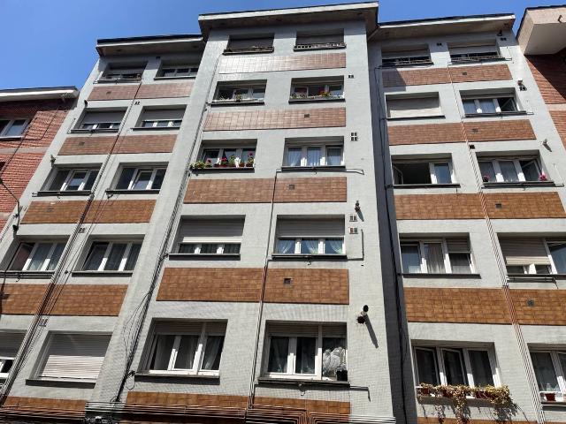 Piso en Venta en Ceares