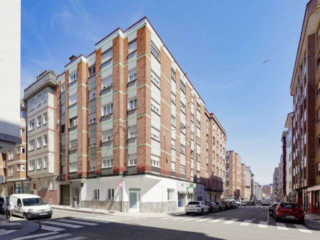 Piso en Venta en Ceares