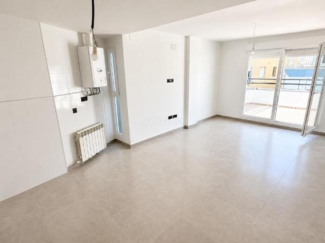 Piso en venta en Cenes de la Vega. Exclusivo Piso con Terraza y Gran Potencial en Cenes de la Vega Precio Rebajado!. Pisos Cenes de la.
