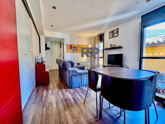 Piso en venta en Centelles. PIS EN VENDA A CENTELLES. Pisos.