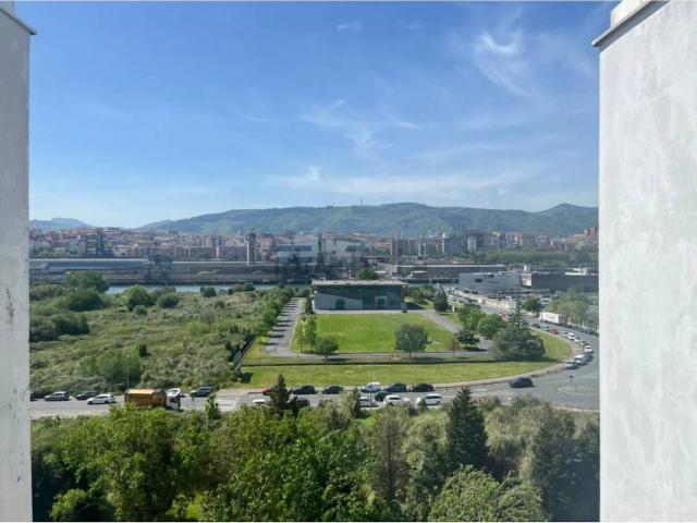 Piso en Venta en Centro Urbano Hirigunea
