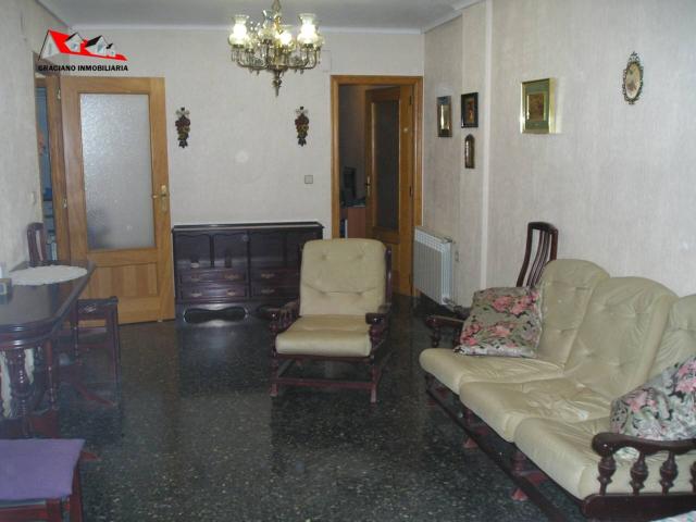Piso en venta en Centro Villacerrada Pajarita 02004