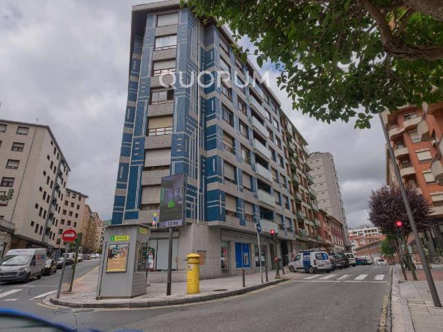 Piso en Venta en Centro Ariz Uribarri