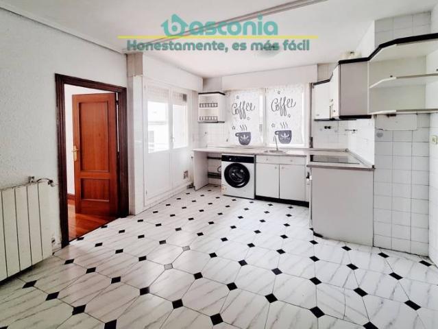 Piso en Venta en Centro Ariz Uribarri