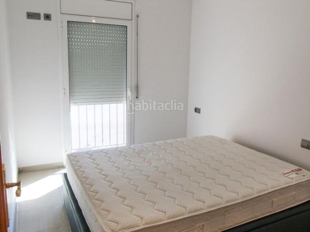 Piso en venta en Cerdanyola del Vallès, Catalunya Fontetes. Piso seminuevo con parking. Pisos Cerdanyola del.