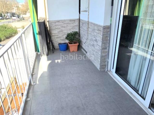 Piso en venta en Cerdanyola del Vallès, Montflorit. BONITO PISO DE 3 HAB., UN BAÑO Y BALCÓN EN ZONA MONTFLORIT. Pisos Cerdanyola del.