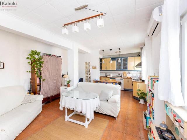 Piso en Venta en Cervantes