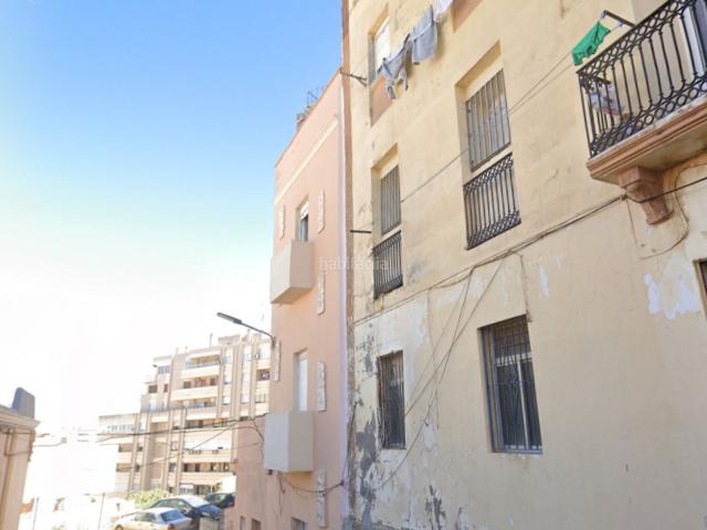 Piso en venta en Ceuta, Centro. Pisos.