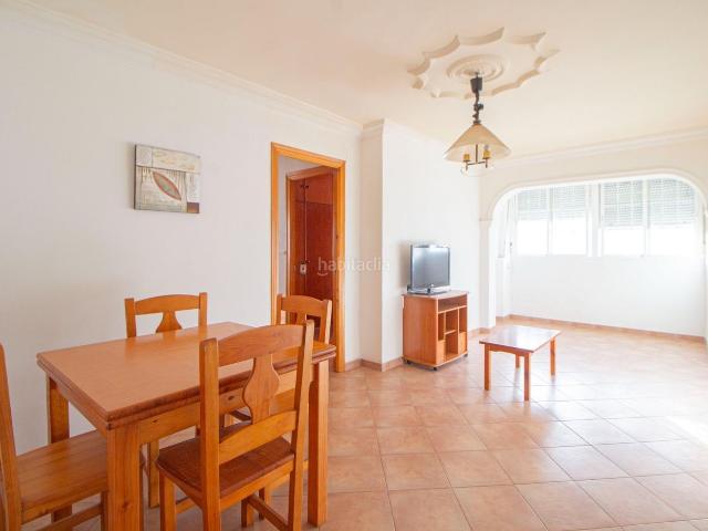 Piso en venta en Chiclana de la Frontera, La Banda Campo de Fútbol. PISO MUY LUMINOSO A 5 MINUTOS DE LA PARADA DEL TRANVÍA. Pisos Chiclana de la.