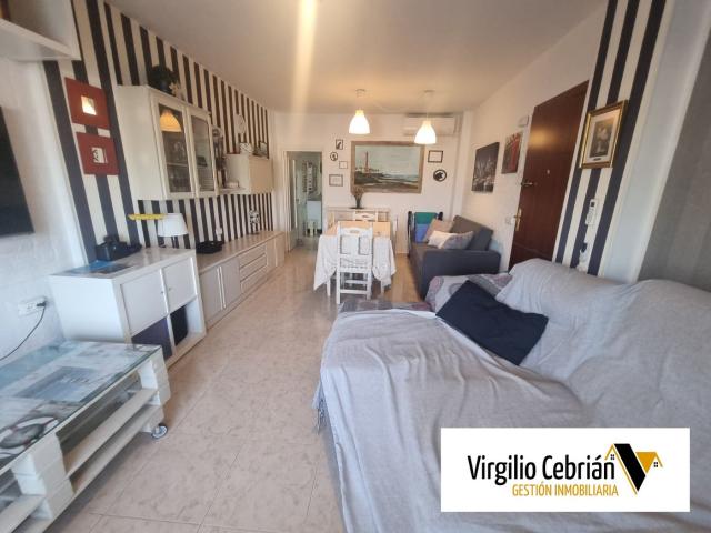 Piso en venta en Chipiona, Playa Cruz del Mar. VC1085. Esta acogedora vivienda en planta baja se encuentra en una ubicación privilegiada, en PRIMERA LÍNEA de playa en Chipiona. Pisos.
