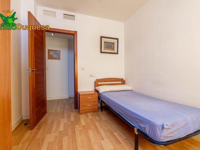 Piso en venta en Churriana de la Vega, Casco Histórico. Piso de 2 dorm. con plaza de aparcamiento. Cerca del Metro. Pisos Churriana de la.