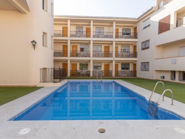 Piso en venta en Churriana de la Vega, San Cayetano. PISO EN CHURRIANA CON PISCINA. Pisos Churriana de la.