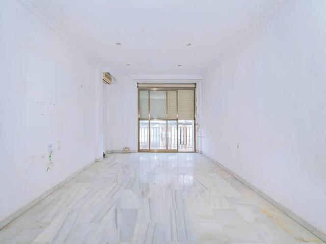 Piso en Venta en Churriana de La Vega