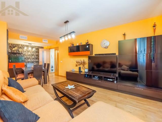 Piso en venta en Ciempozuelos, Casco Antiguo Norte. EN VENTA: Amplio piso bajo de 2 dormitorios con garaje y aire acondicionado por conductos. Pisos.