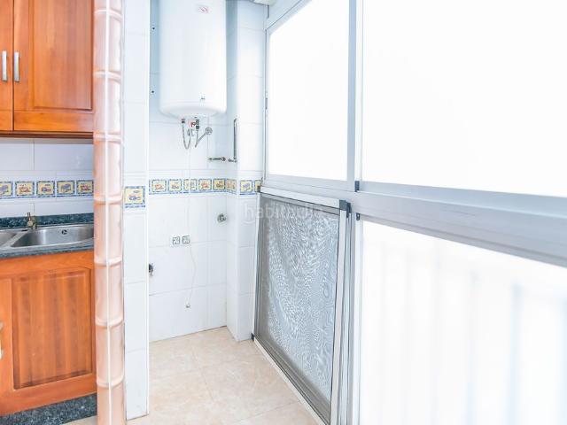 Piso en venta en Cieza. Amplio piso de 103 m² con trastero en pleno centro de Cieza. Pisos.