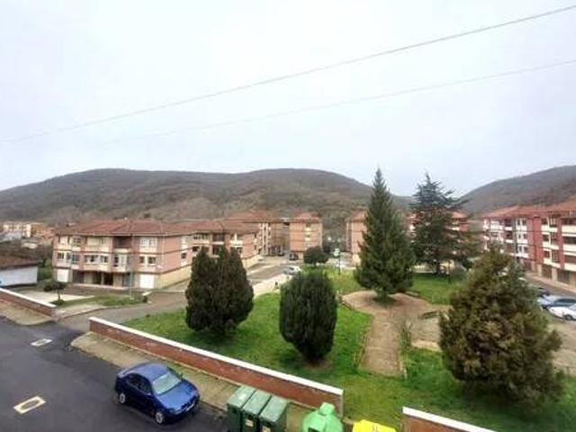 Piso en Venta en Cistierna