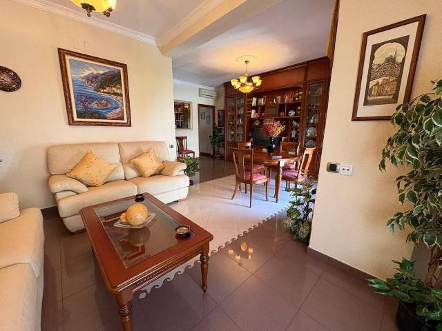 Piso en Venta en Ciudad Jardín Zoco